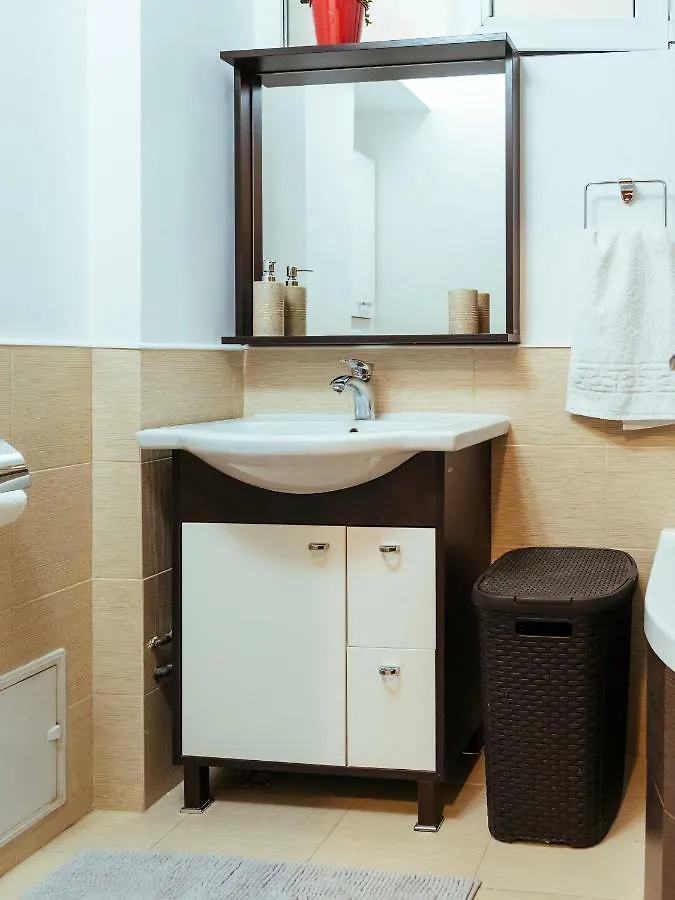Cantemir Sunny Apartment Bukarest