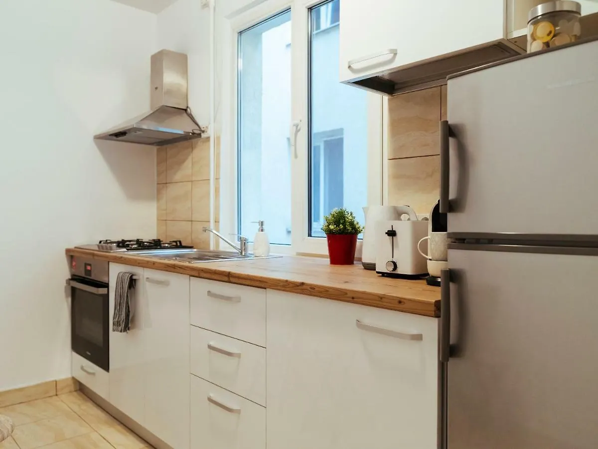 Cantemir Sunny Apartment Bukarest