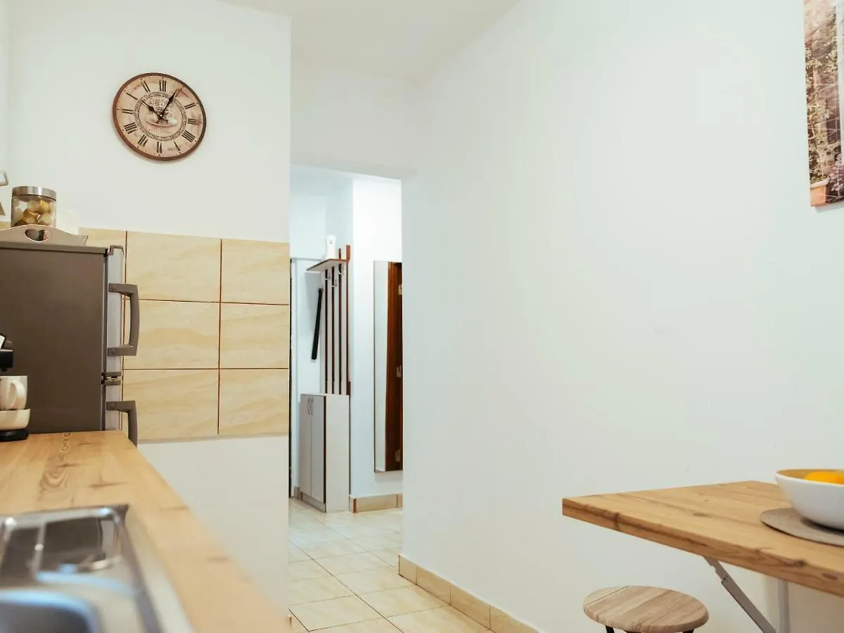 Cantemir Sunny Apartment Bukarest