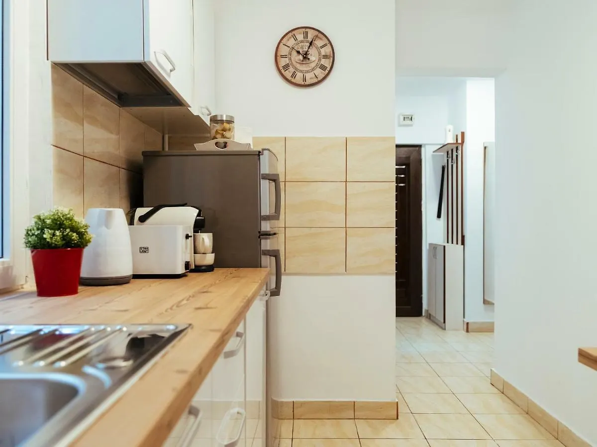 Cantemir Sunny Apartment Bucharest