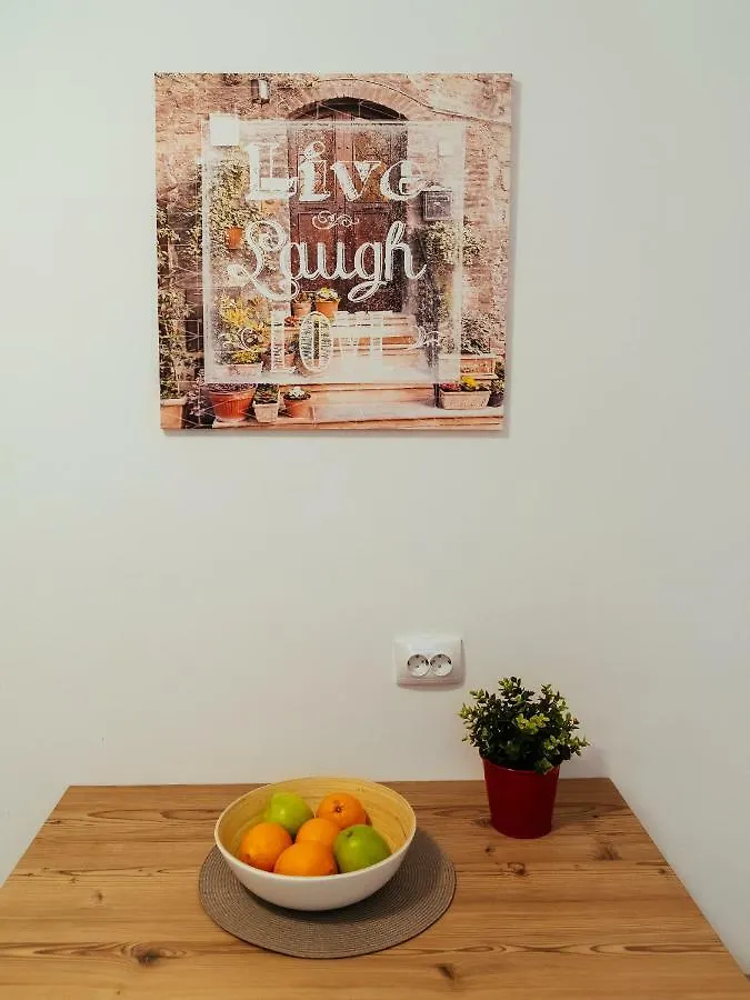 Cantemir Sunny Apartment Bucharest Romania