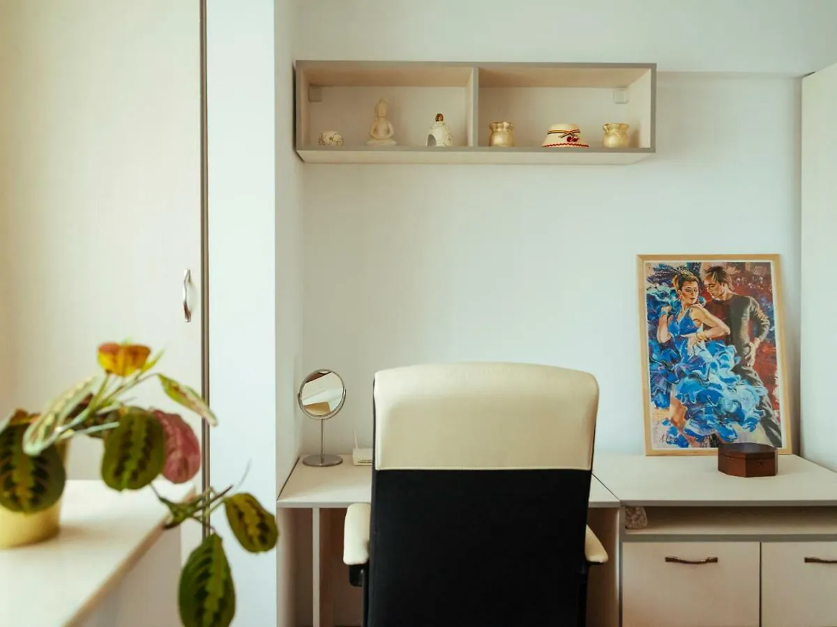 Cantemir Sunny Apartment Bucharest Romania